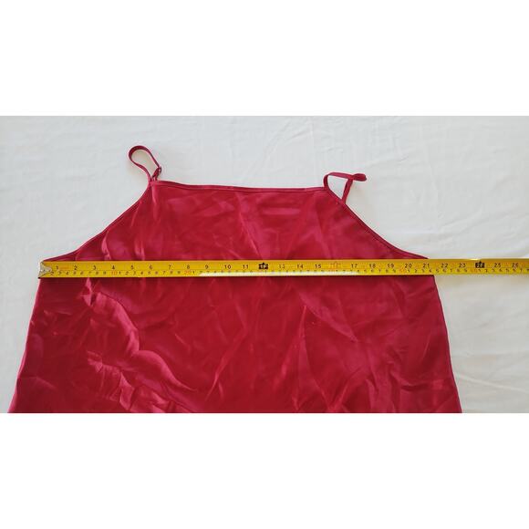 Cinema Red satin camisole with thin straps size XXL for women - Picture 7 of 9
